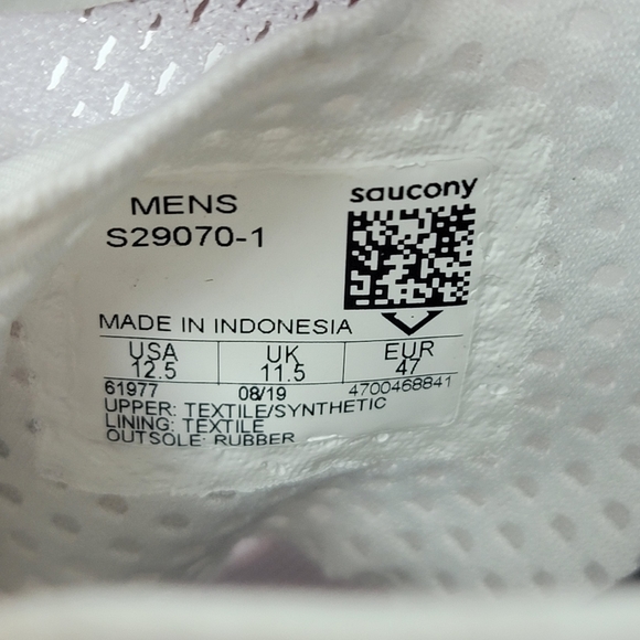 Saucony Mens Endorphin 3 White/Vizi Red Running Lightest Spike Shoes Size 12.5M - Picture 9 of 10